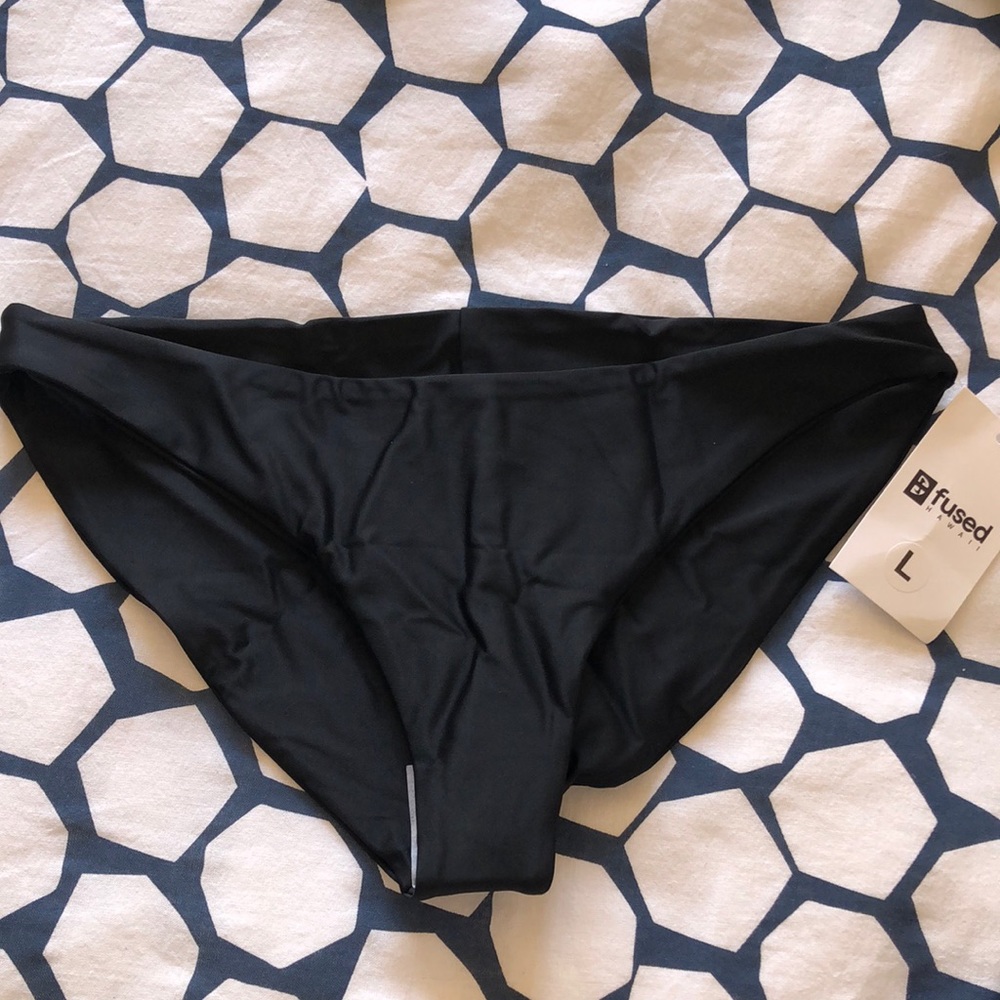 Fused Hawaii Bikini Bottoms, SZ L